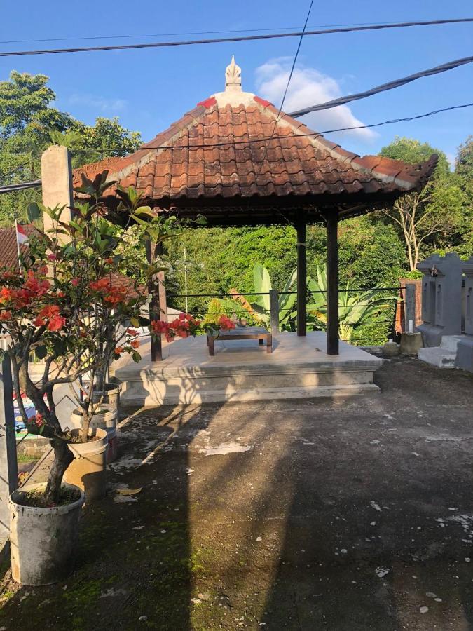 Buana Asti Homestay Selemadeg Esterno foto